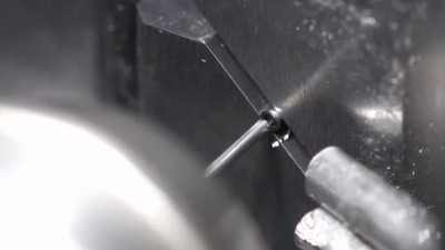 专用设备缝合针钻0.4mm孔，6万转高速电主轴高精度加工