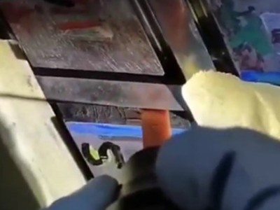 不锈钢夹缝研磨抛光，超声波打磨机夹持油石加工